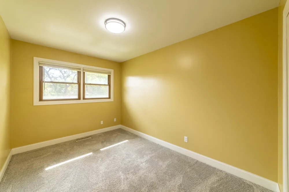 9619 Greenwood Avenue Munster, IN 46321