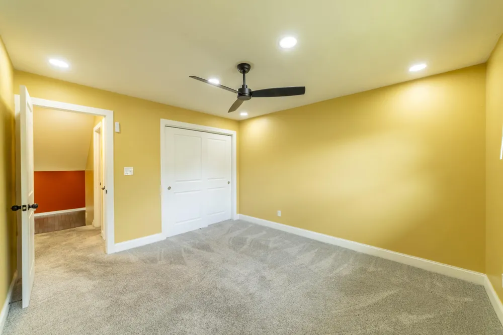 9619 Greenwood Avenue Munster, IN 46321