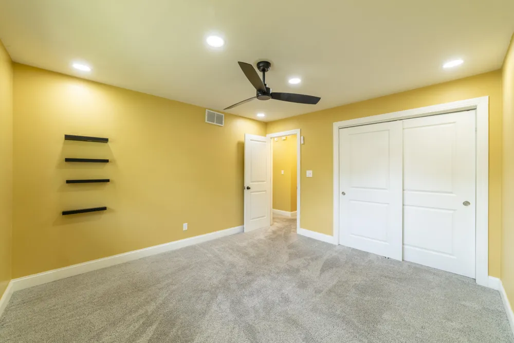 9619 Greenwood Avenue Munster, IN 46321