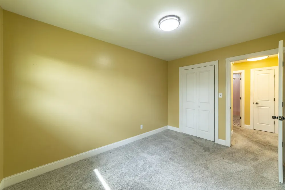 9619 Greenwood Avenue Munster, IN 46321