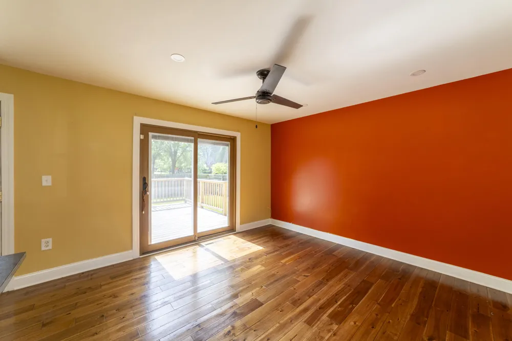 9619 Greenwood Avenue Munster, IN 46321