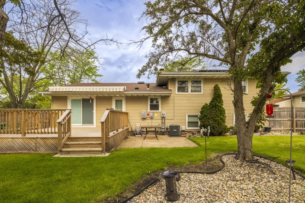 9619 Greenwood Avenue Munster, IN 46321