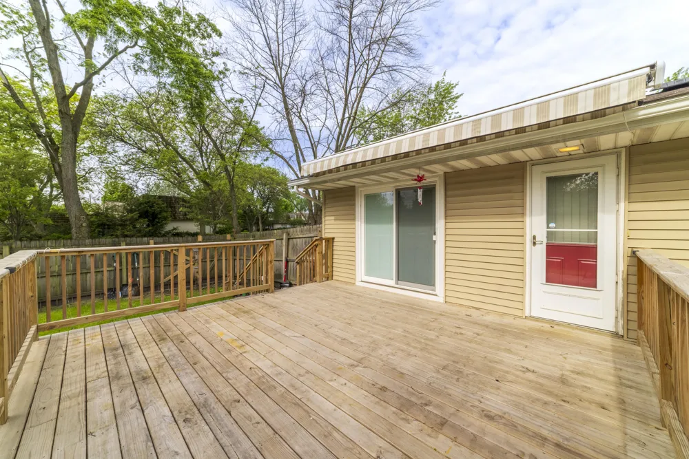 9619 Greenwood Avenue Munster, IN 46321