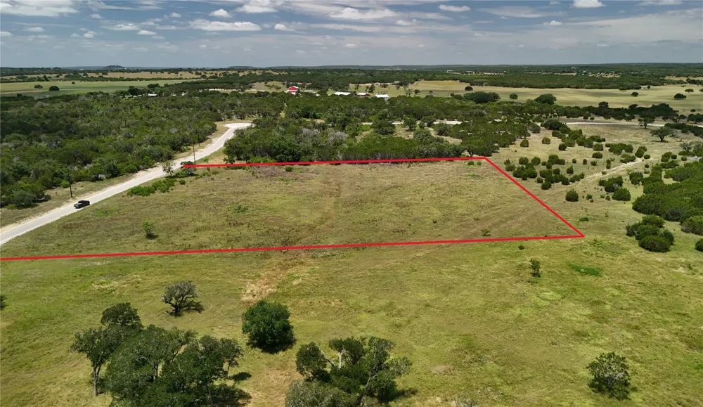 35 Burnet Oaks Burnet, TX 78611