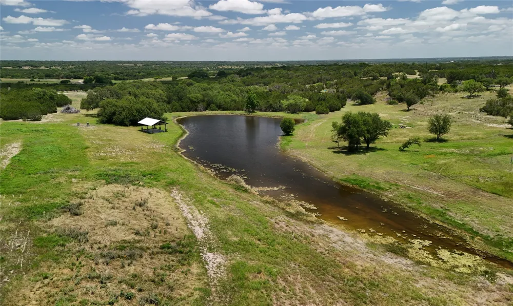 35 Burnet Oaks Burnet, TX 78611