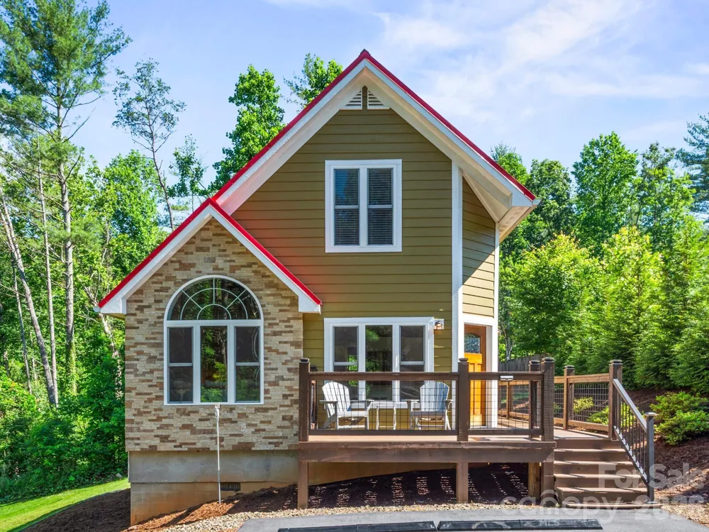 154 Dogwood Drive Weaverville, NC 28787