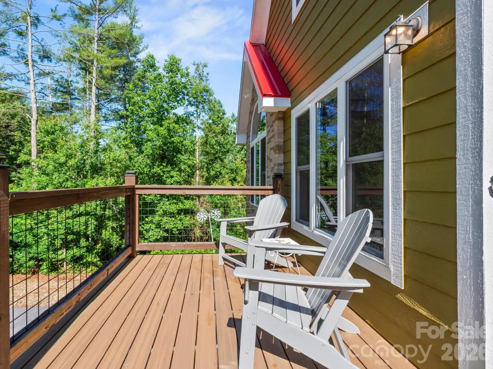 154 Dogwood Drive Weaverville, NC 28787