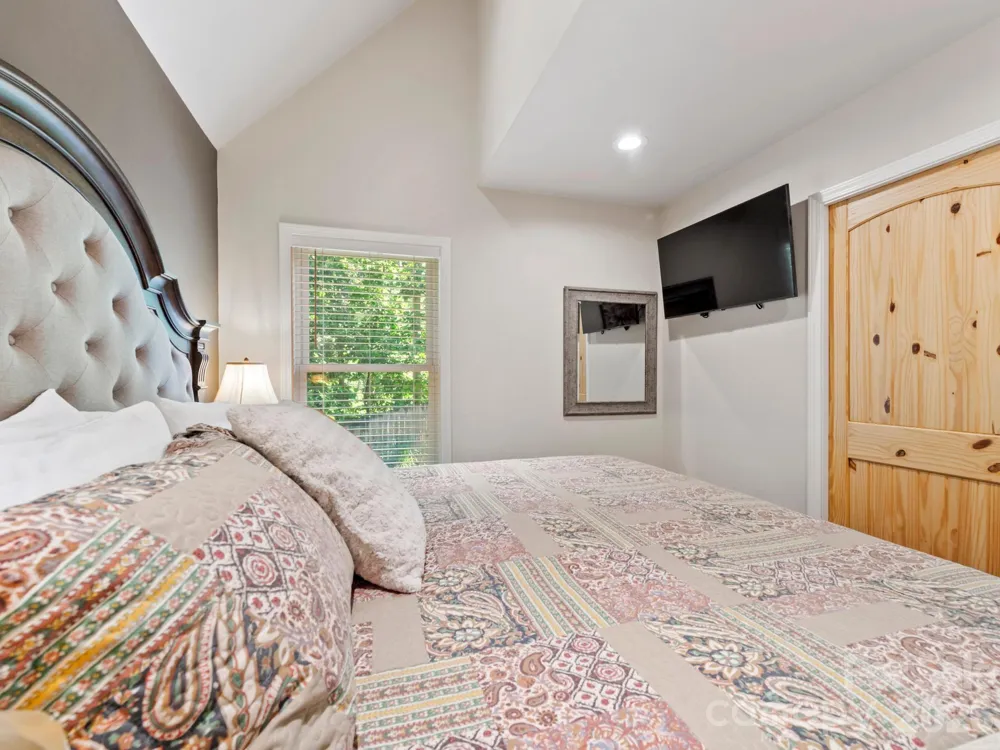 154 Dogwood Drive Weaverville, NC 28787