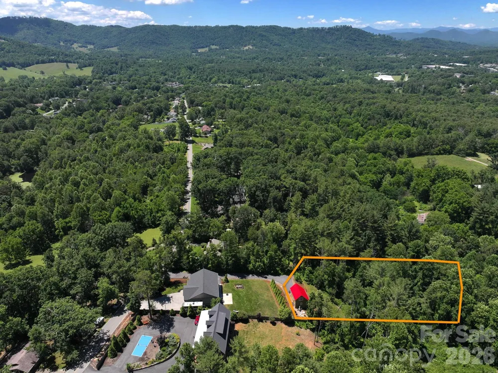 154 Dogwood Drive Weaverville, NC 28787