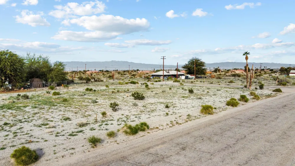 1552 Nile Drive Thermal, CA 92274