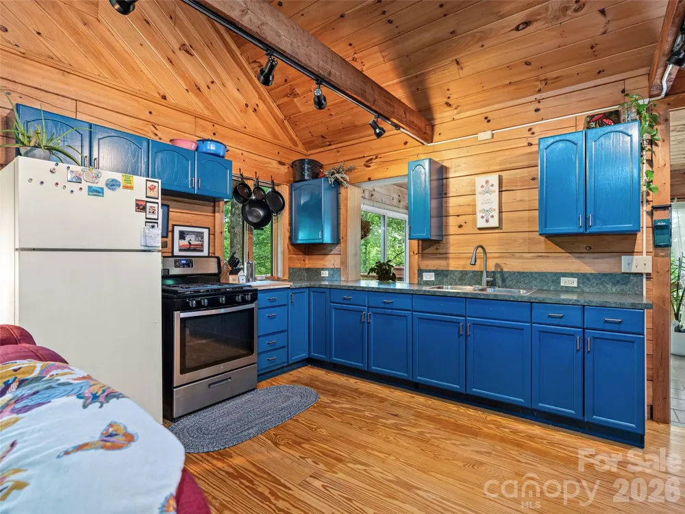 520 Patricia Road Black Mountain, NC 28711