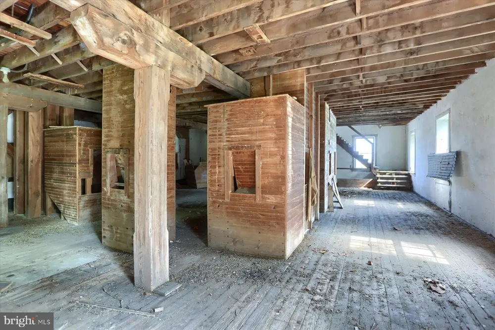 1209 MILL ROAD Selinsgrove, PA 17870