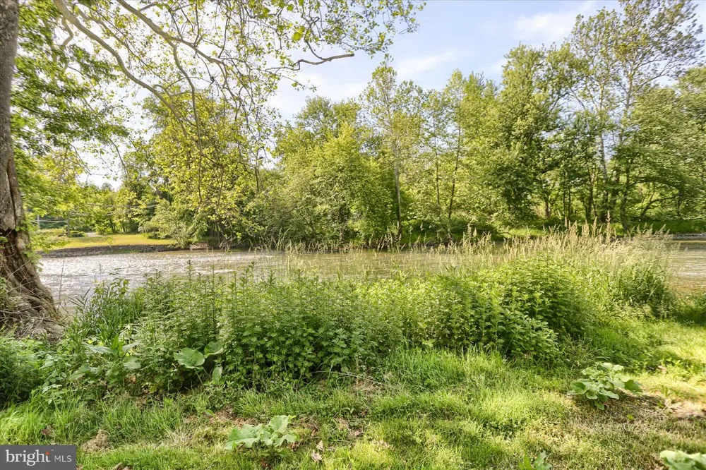 1209 MILL ROAD Selinsgrove, PA 17870