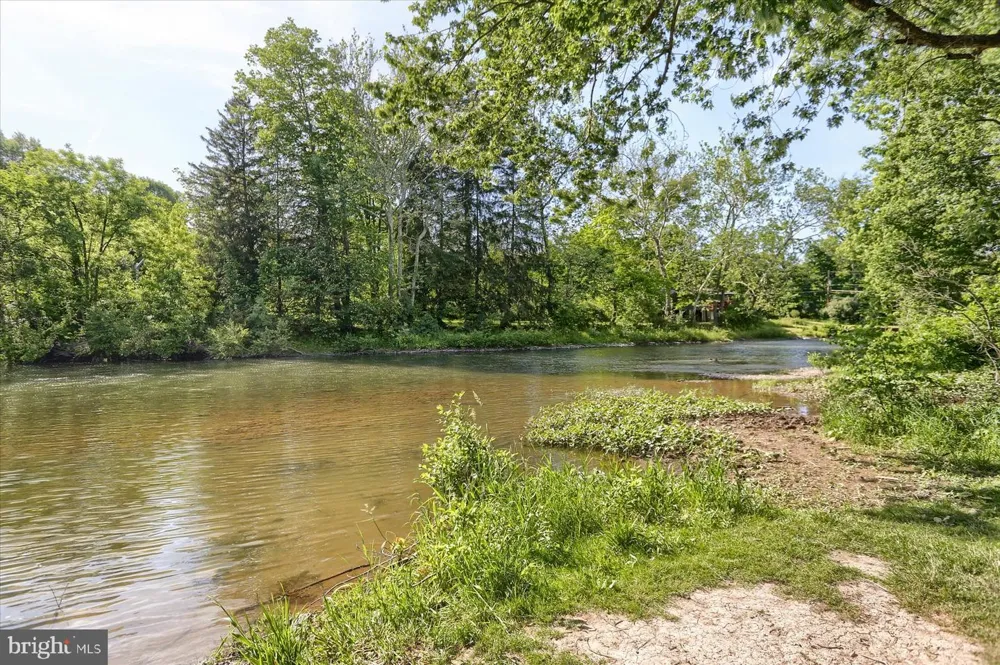 1209 MILL ROAD Selinsgrove, PA 17870