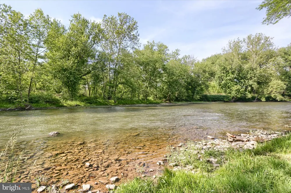 1209 MILL ROAD Selinsgrove, PA 17870