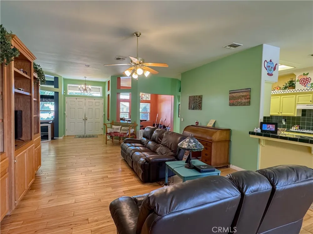 15318 Albert Way Bakersfield, CA 93314