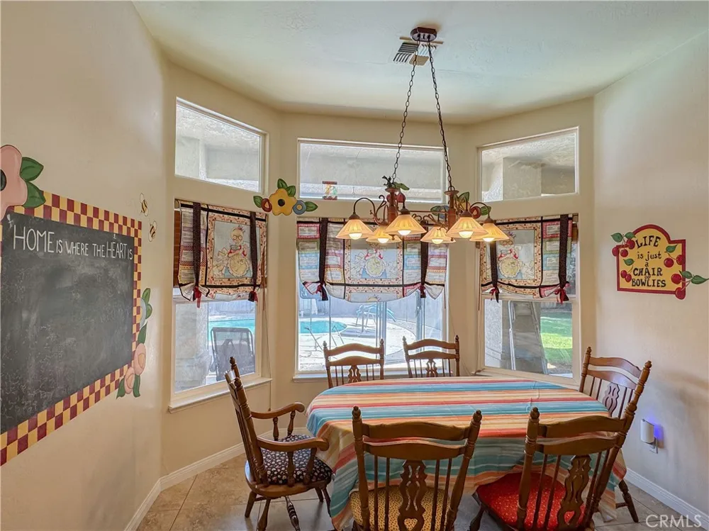 15318 Albert Way Bakersfield, CA 93314