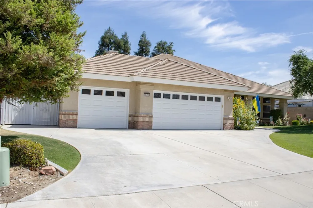 15318 Albert Way Bakersfield, CA 93314