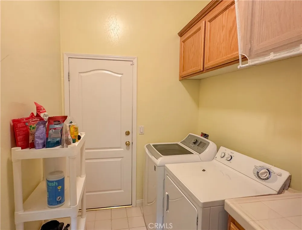 15318 Albert Way Bakersfield, CA 93314