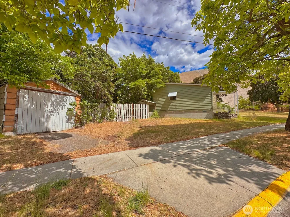 1000 Central Drive Coulee Dam, WA 99116
