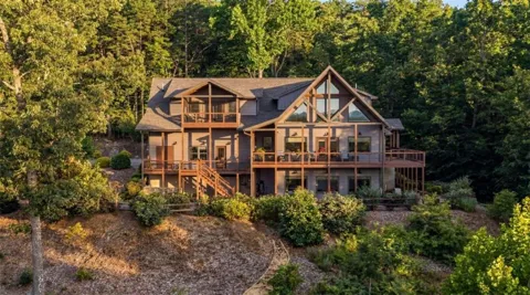 101 Toccoa Vista Lane