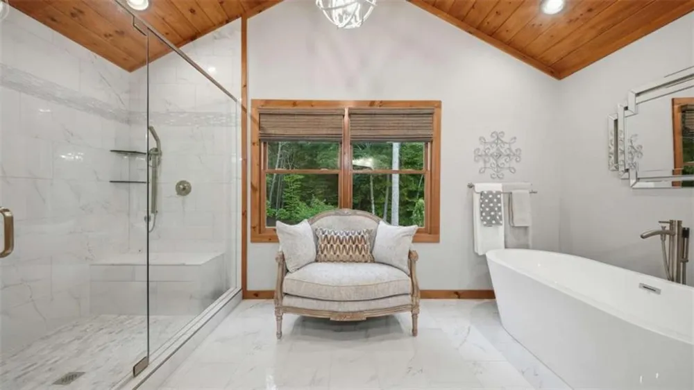 101 Toccoa Vista Lane Mineral Bluff, GA 30559