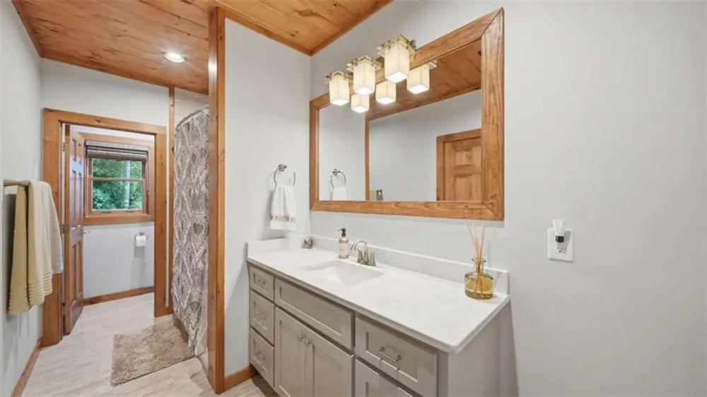 101 Toccoa Vista Lane Mineral Bluff, GA 30559