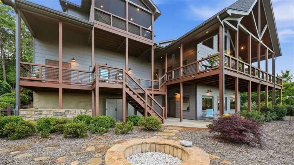 101 Toccoa Vista Lane Mineral Bluff, GA 30559