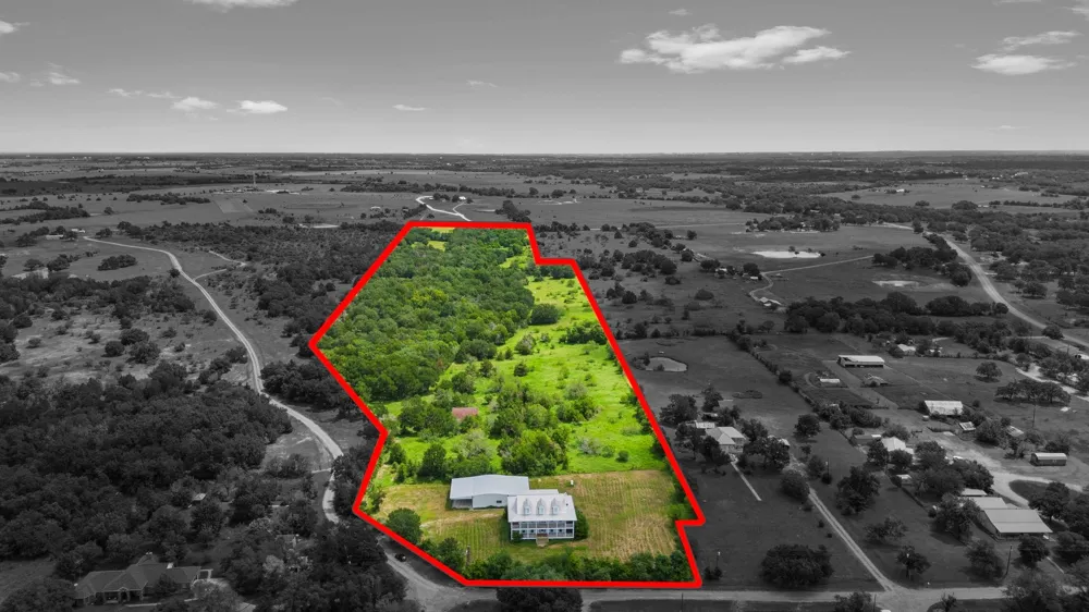 812 W Tobias Road Ellinger, TX 78938