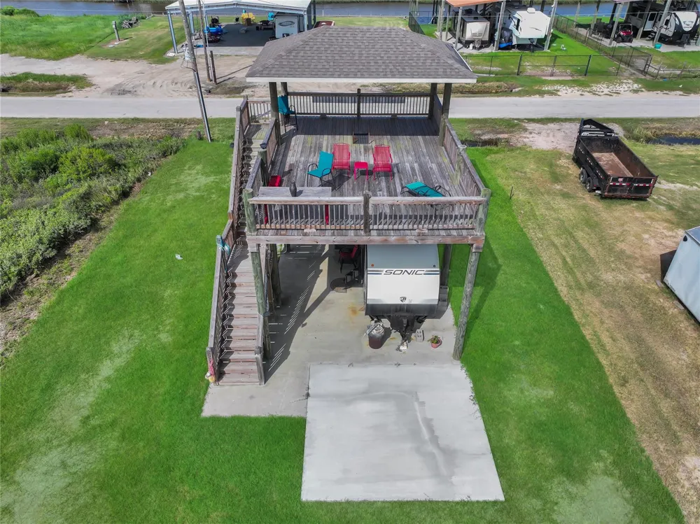 1363 Van Sant Gilchrist, TX 77617