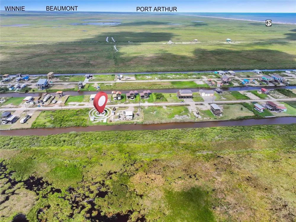1363 Van Sant Gilchrist, TX 77617