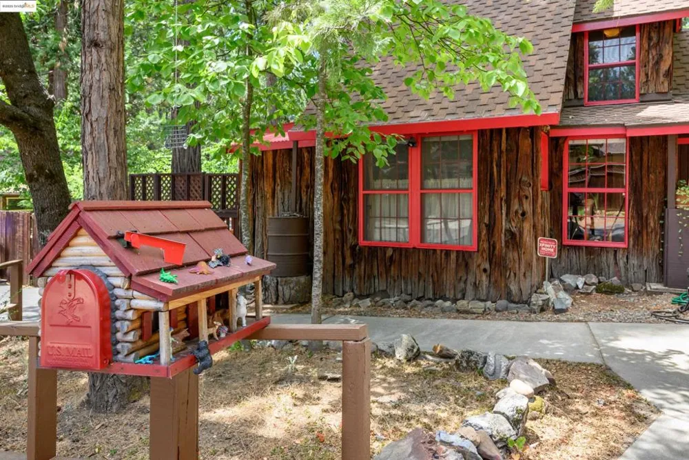 22846 Fuller Rd Twain Harte, CA 95383