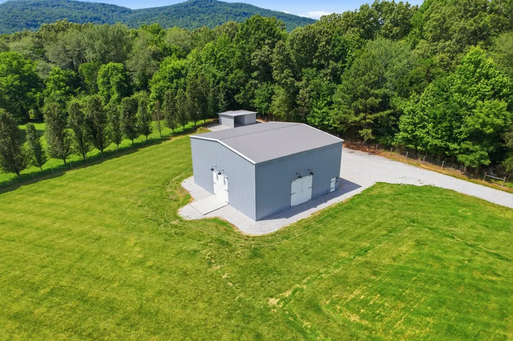 354 Garner Rd Decherd, TN 37324