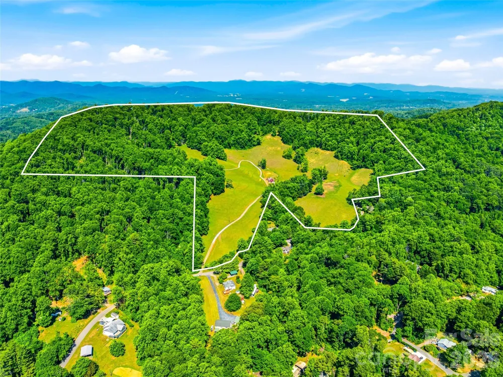 52 Chapel Hill Church Road Asheville, NC 28803