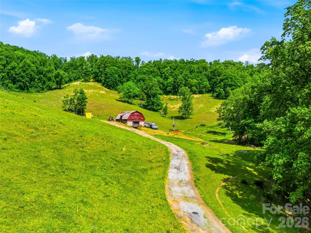 52 Chapel Hill Church Road Asheville, NC 28803