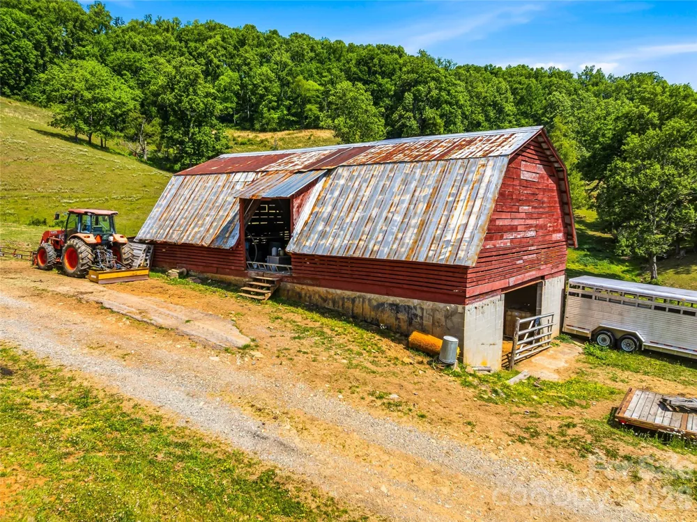 52 Chapel Hill Church Road Asheville, NC 28803