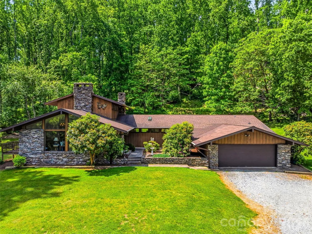 52 Chapel Hill Church Road Asheville, NC 28803
