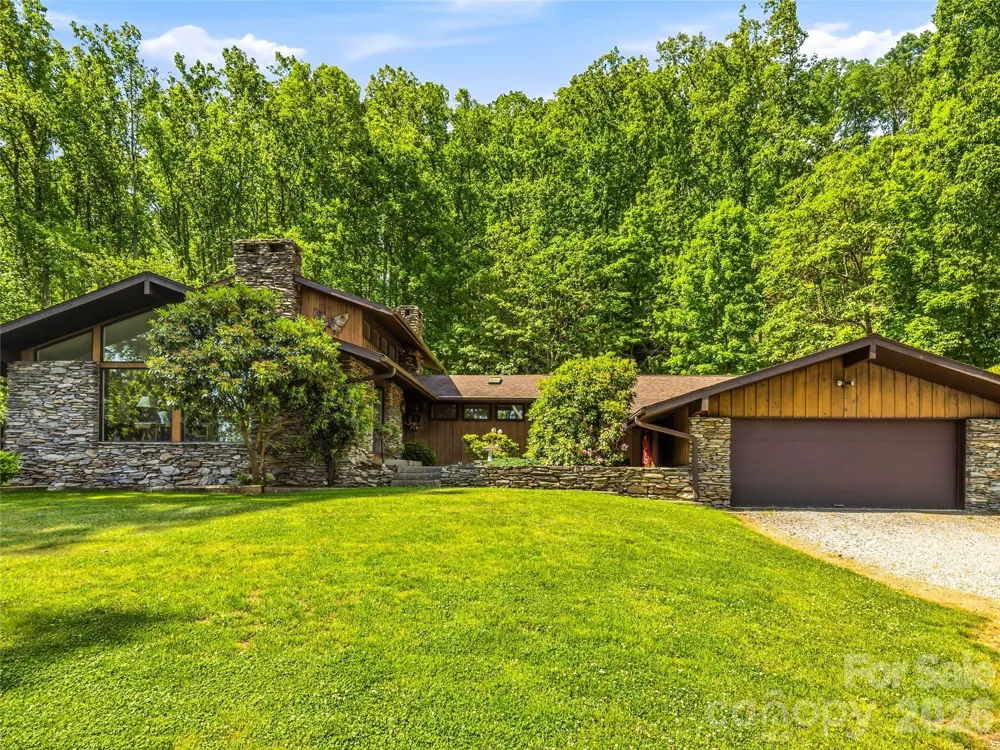 52 Chapel Hill Church Road Asheville, NC 28803