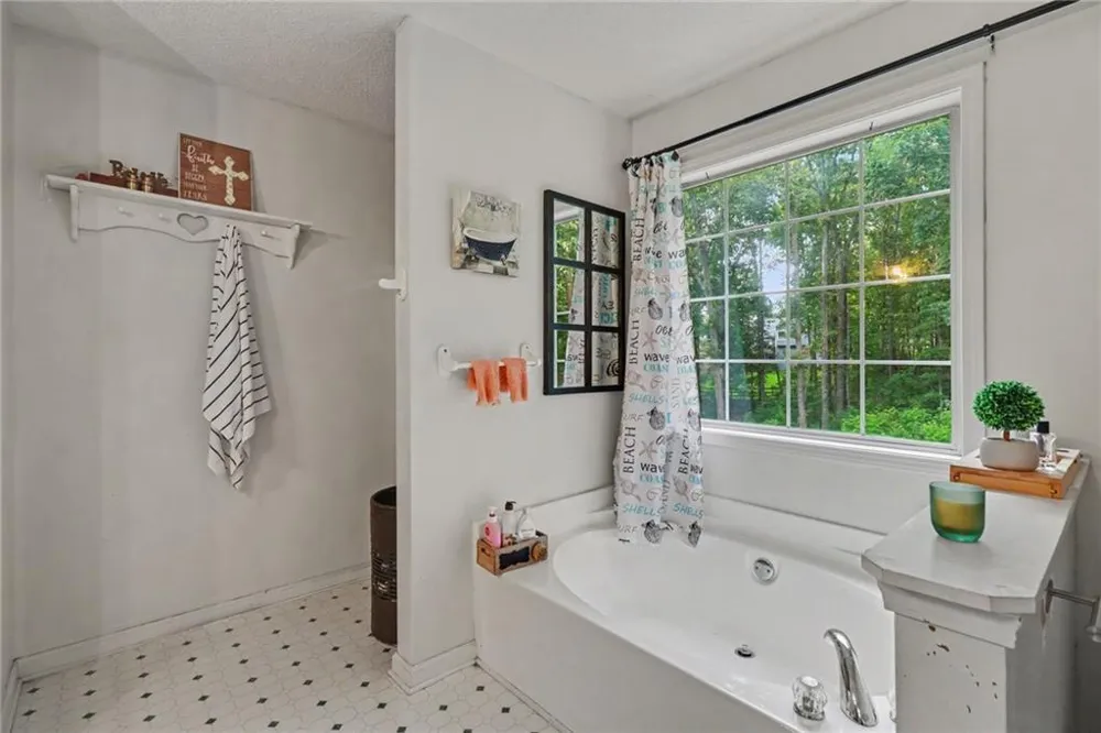 248 Laiken Drive Jasper, GA 30143