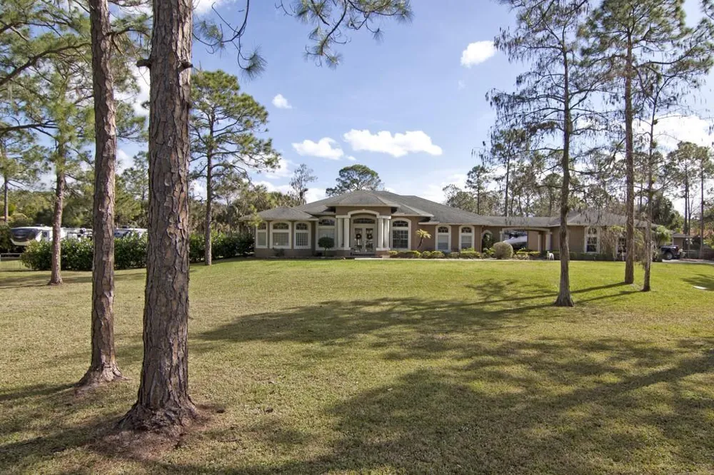 17755 Fox Trail Lane Loxahatchee, FL 33470