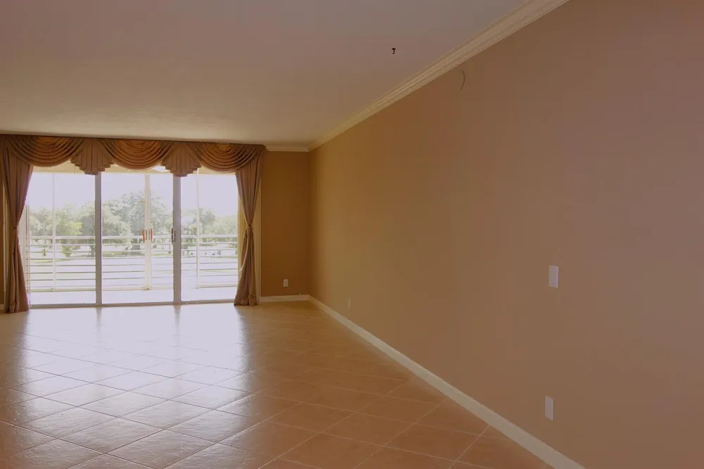 3507 Oaks Way #307 Pompano Beach, FL 33069
