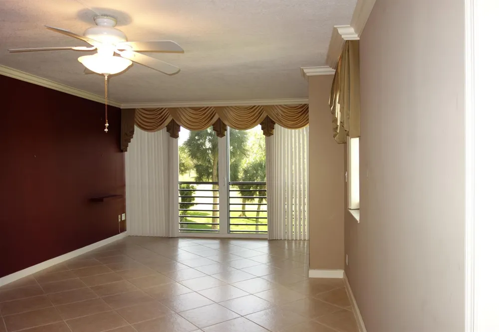3507 Oaks Way #307 Pompano Beach, FL 33069