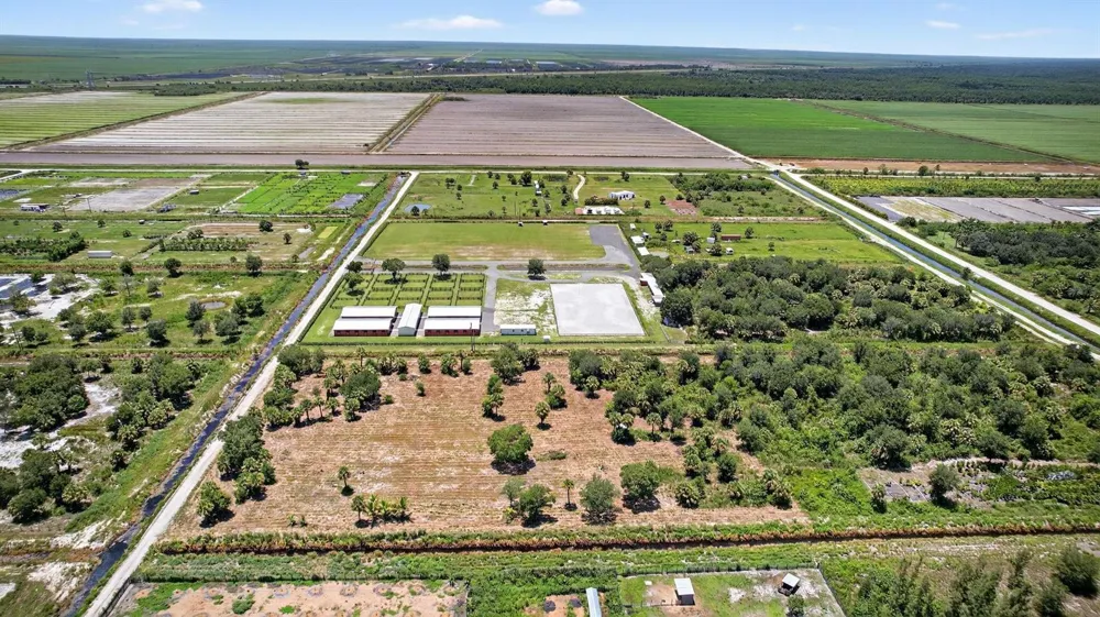 Xx Bedu Court Loxahatchee, FL 33470