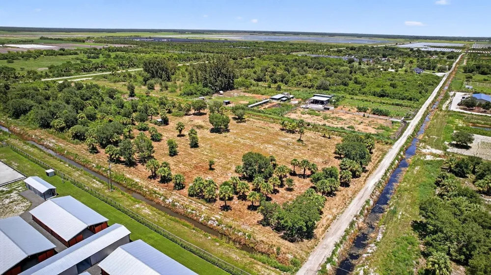 Xx Bedu Court Loxahatchee, FL 33470