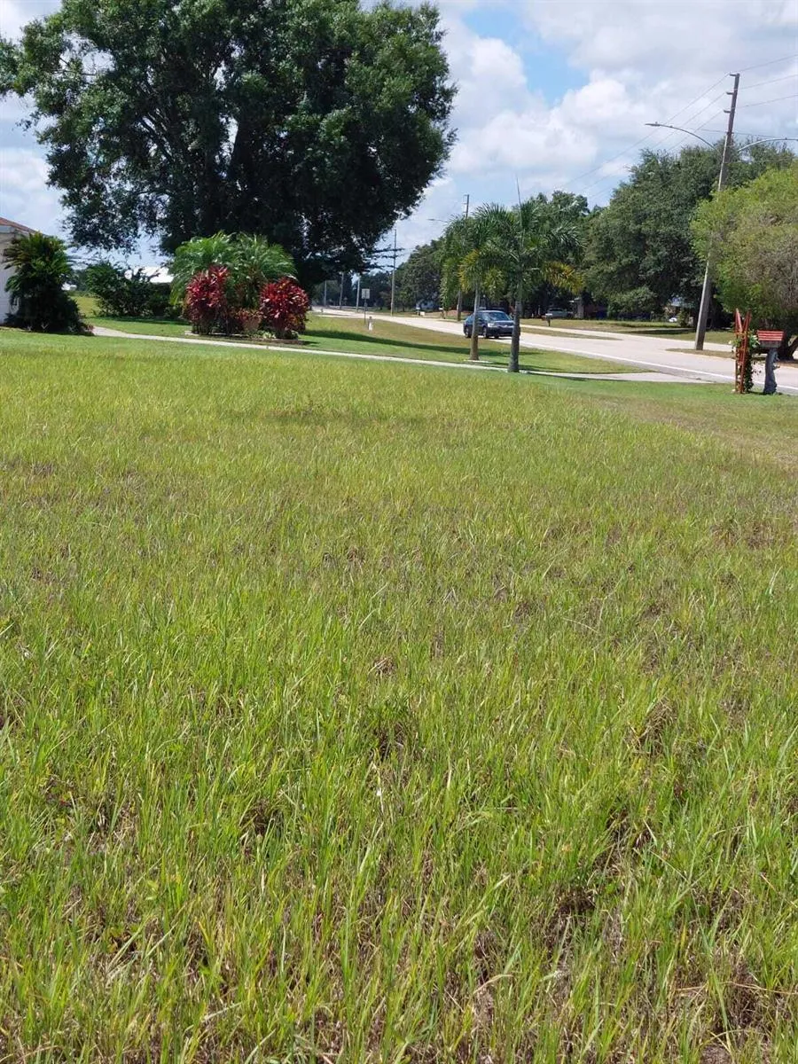 7924 Castile Road Sebring, FL 33876