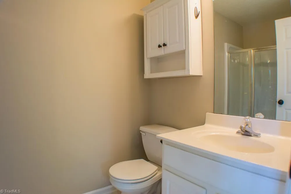 624 Ivy Glen Drive Winston-Salem, NC 27127