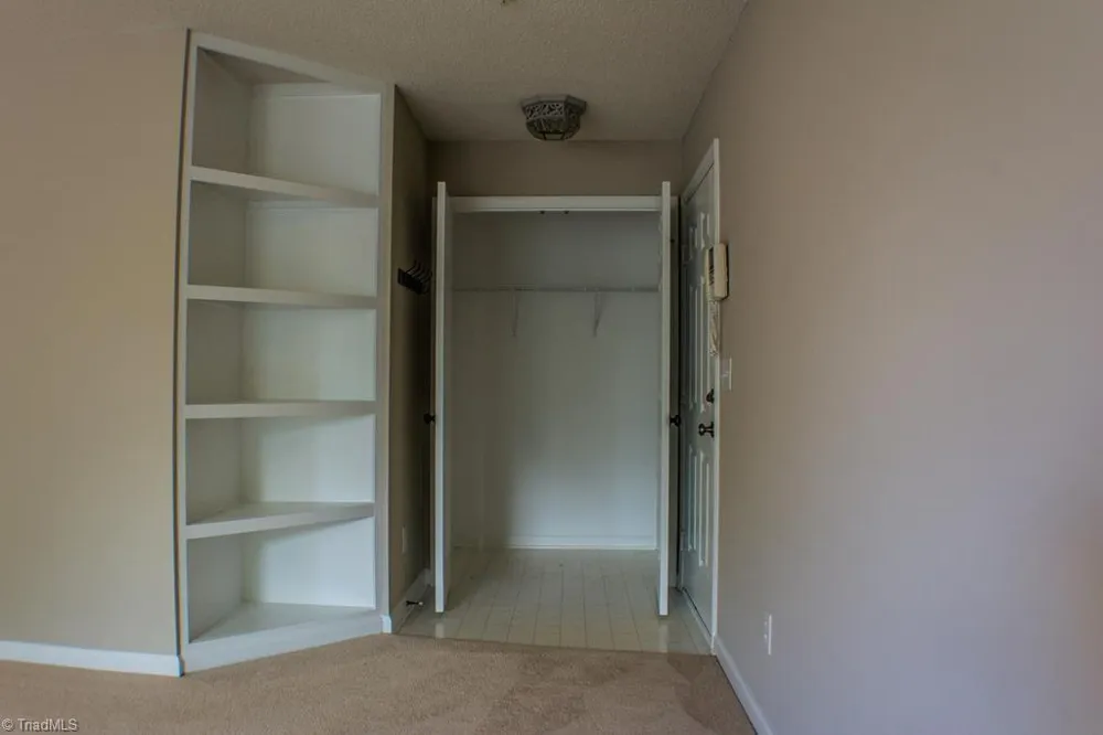624 Ivy Glen Drive Winston-Salem, NC 27127