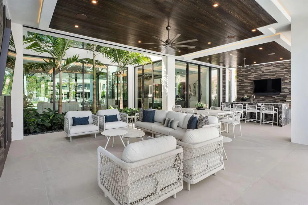 169 W Coconut Palm Road Boca Raton, FL 33432