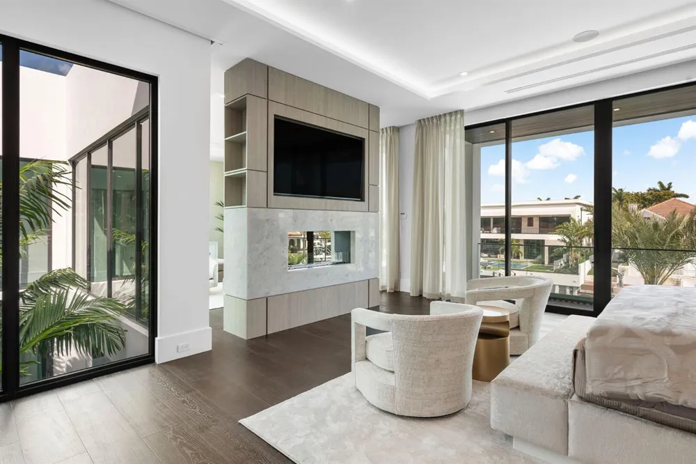 169 W Coconut Palm Road Boca Raton, FL 33432