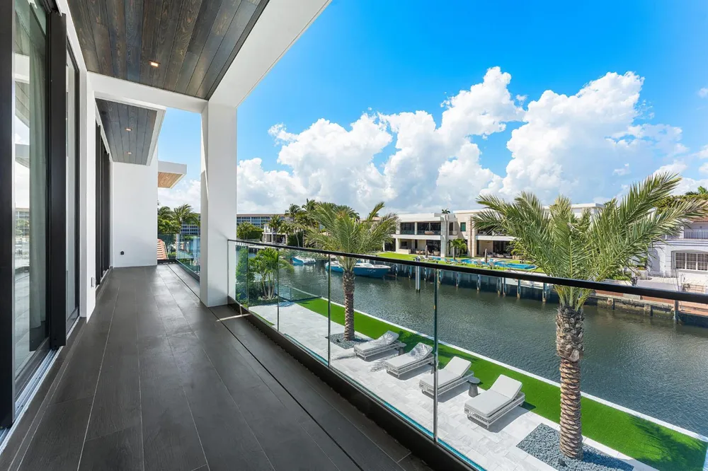 169 W Coconut Palm Road Boca Raton, FL 33432
